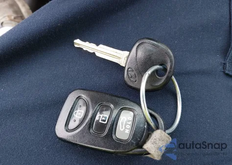 2011 Hyundai Elantra Limited (Ulsan Plant) from USA, damaged, VIN KMHDH4AEXBU133397